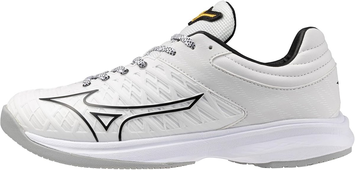 women s fastpitch turf cleats