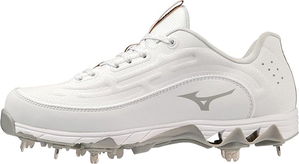 women s softball cleat