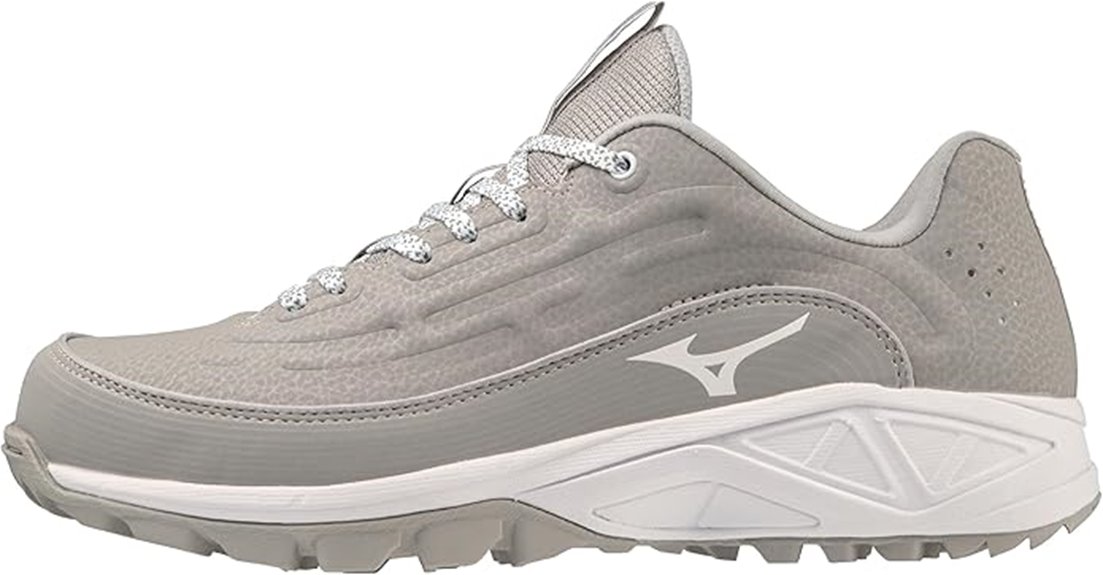 women s softball cleat