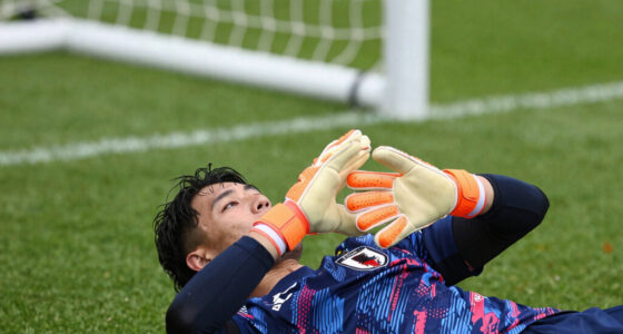 Why does Zion Suzuki play for Japan? Explaining American-born goalkeeper's dual citizenship for World Cup