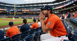 Astros Frustrated By Boos From Sparse Crowd During Wild-card Opener